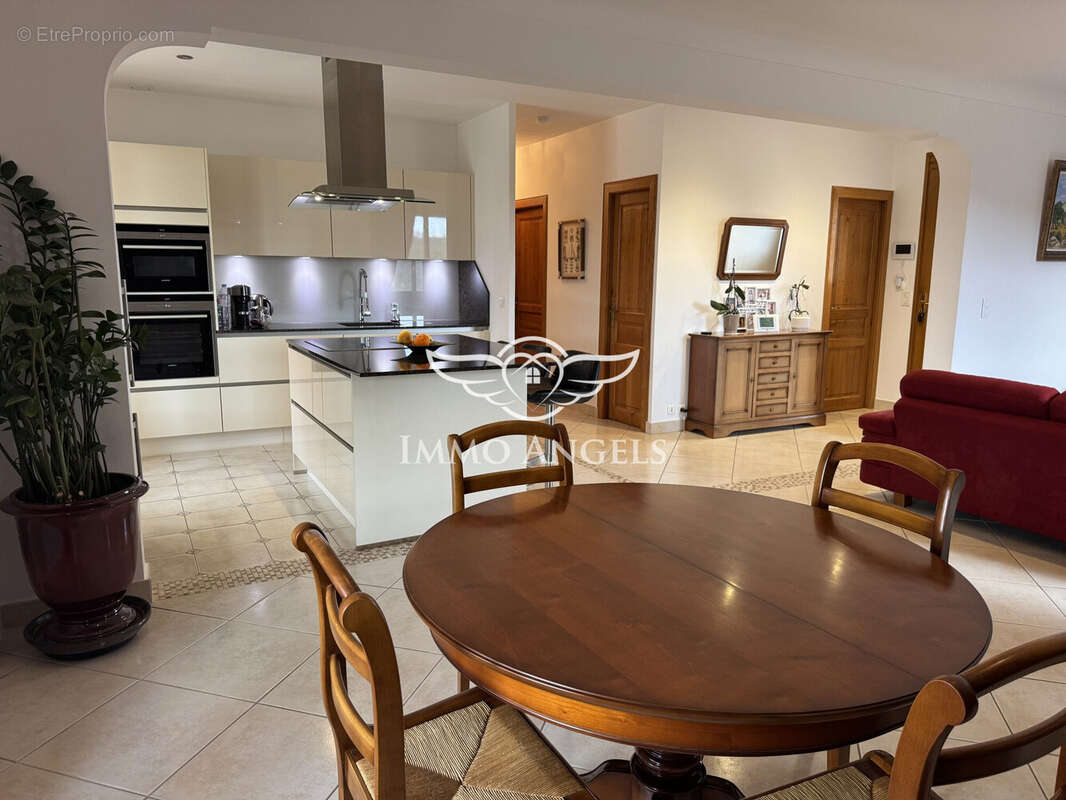 Maison à SAINT-MARTIN-DE-LONDRES