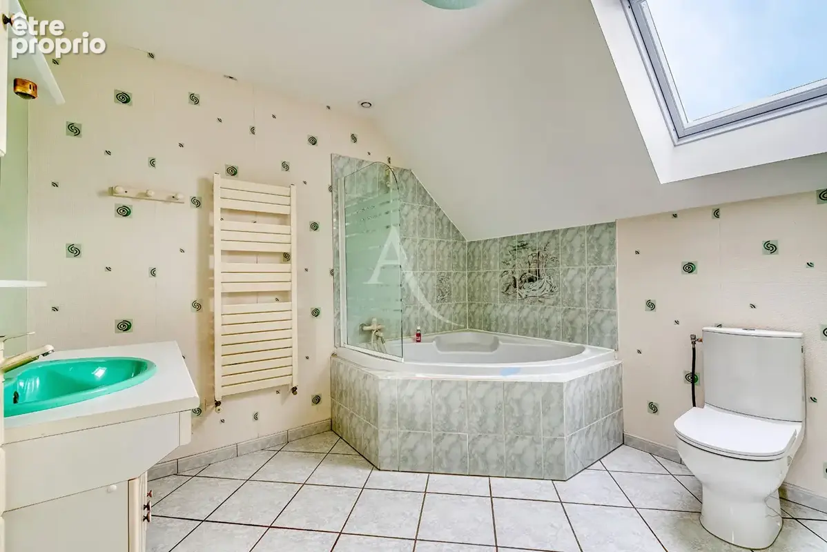 Maison 6 pièces 210 m² à vendre à Saint-Georges-Sur-Loire (49170) - photo 9