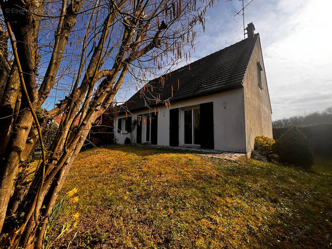Maison à ORRY-LA-VILLE