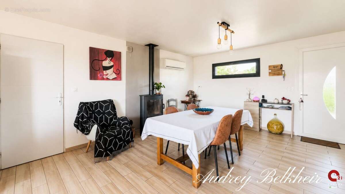 Maison 98 m² à Aigremont  - photo 5
