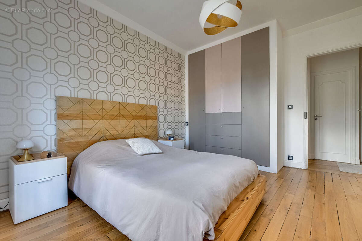 Appartement à PARIS-12E