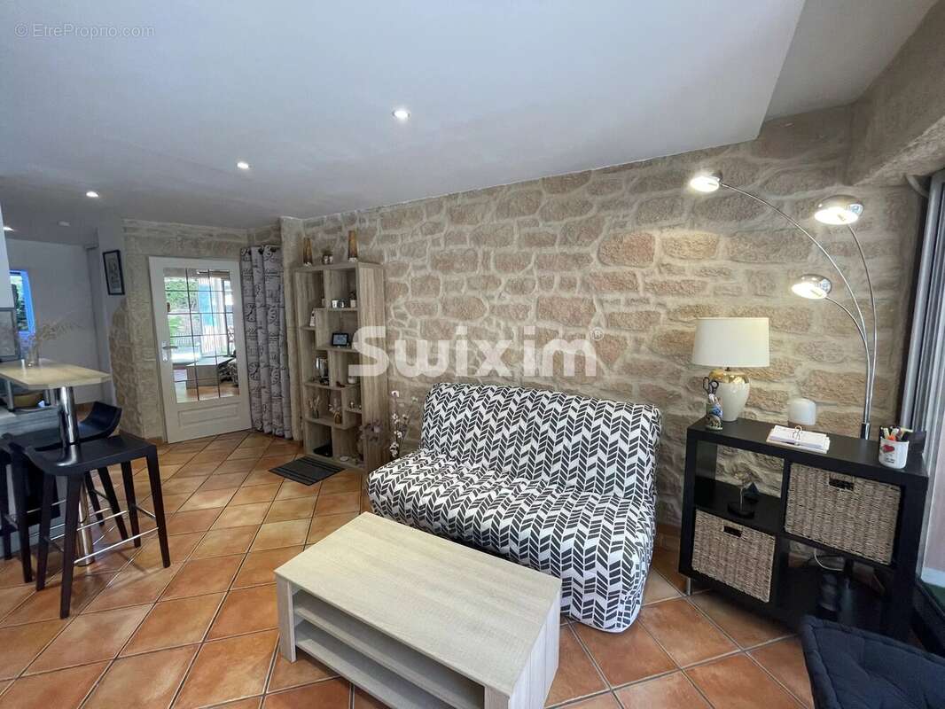 Appartement t2 avec jardin, piscine, parking - photo 5