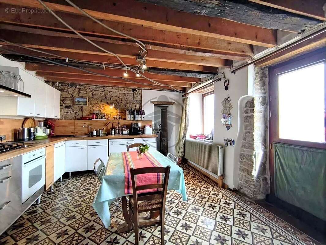 Maison à VALONNE