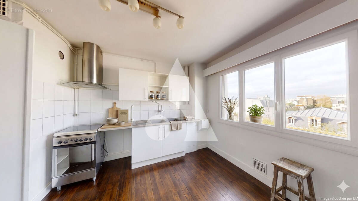 Appartement à LA GARENNE-COLOMBES