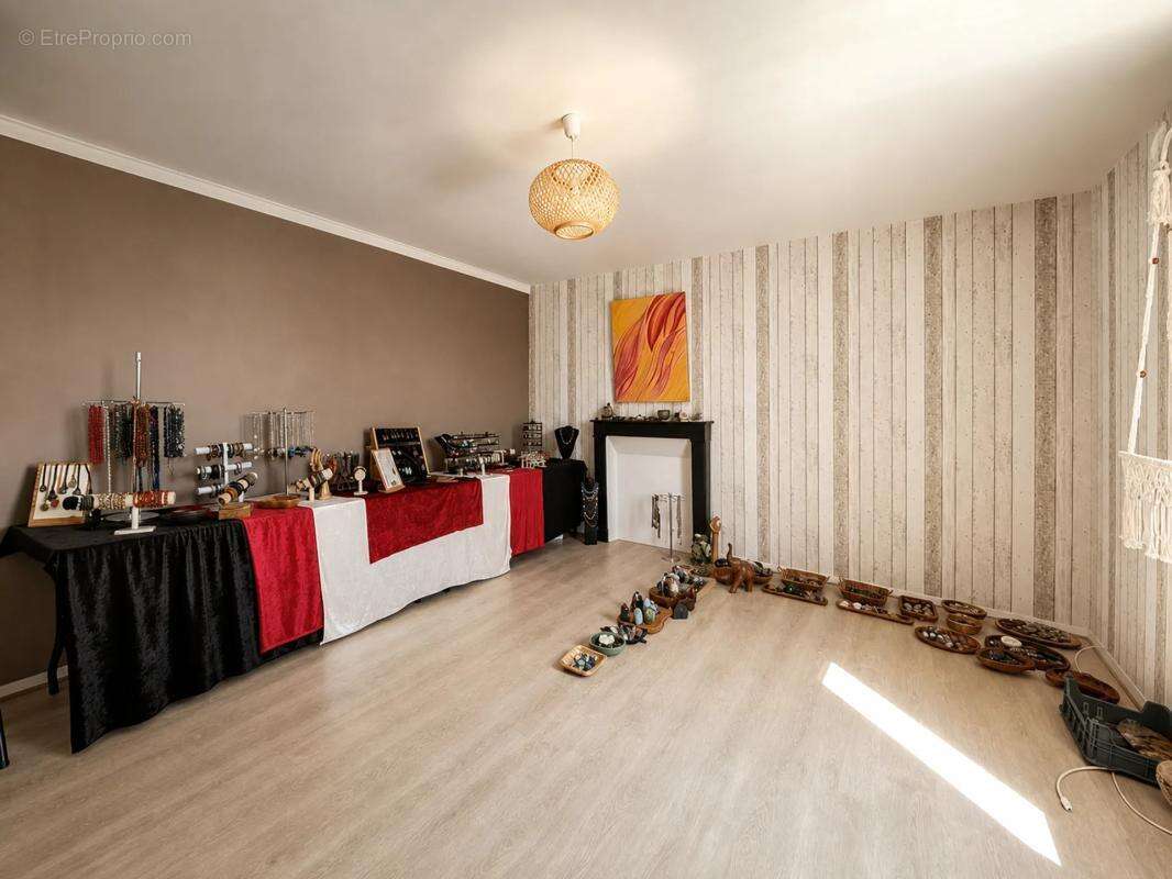 Maison avec dépendance sur 6000m2 de terrain - photo 10