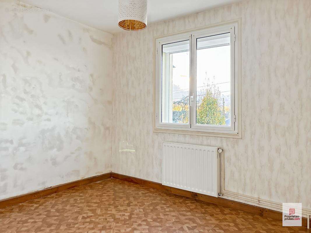 Maison à SABLE-SUR-SARTHE