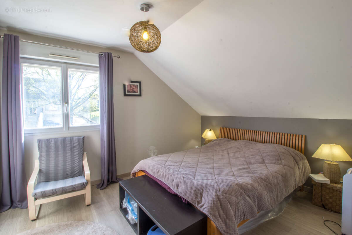 Maison à SAINT-GERMAIN-LES-ARPAJON