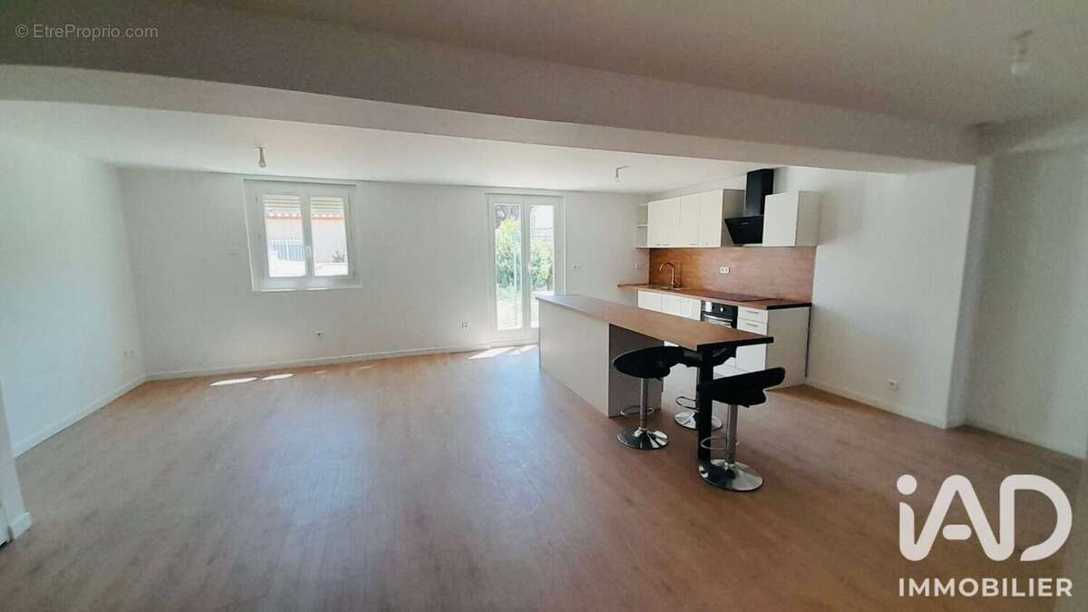 Photo 2 - Maison à PEZILLA-LA-RIVIERE