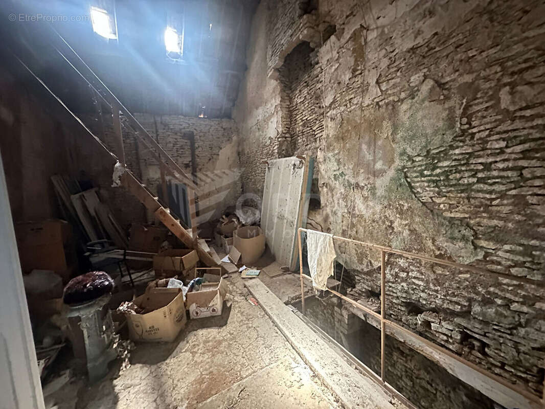 Maison à rénover Asquins  150m² - photo 11