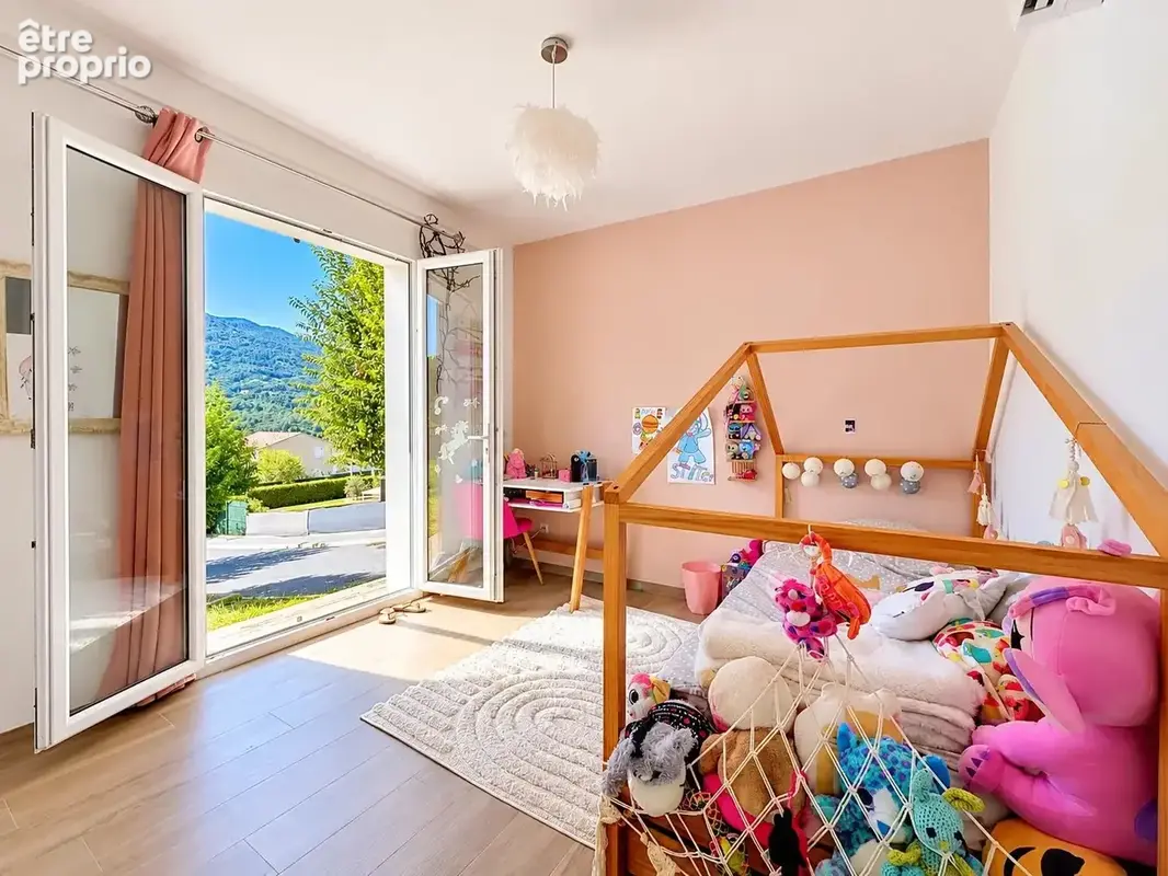 Maison à saint Martin du Var avec joli terrain - photo 12