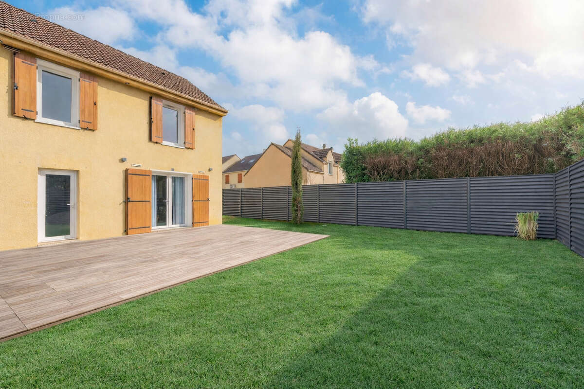 Maison à AUBERGENVILLE