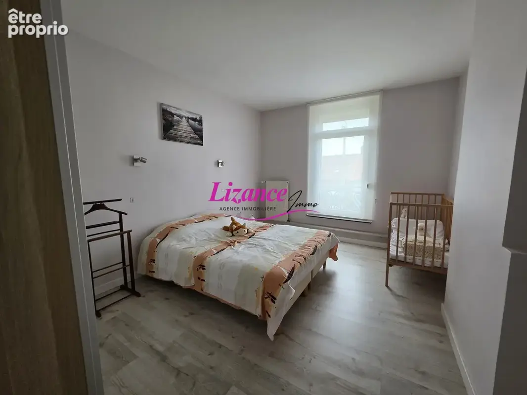 Maison 8 pièces 202 m² à vendre à Fontaine-Notre-Dame (59400) - photo 8