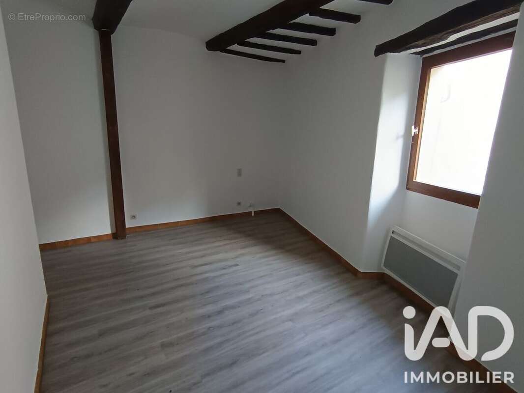 Appartement 105 m² à Les Vans  - photo 8