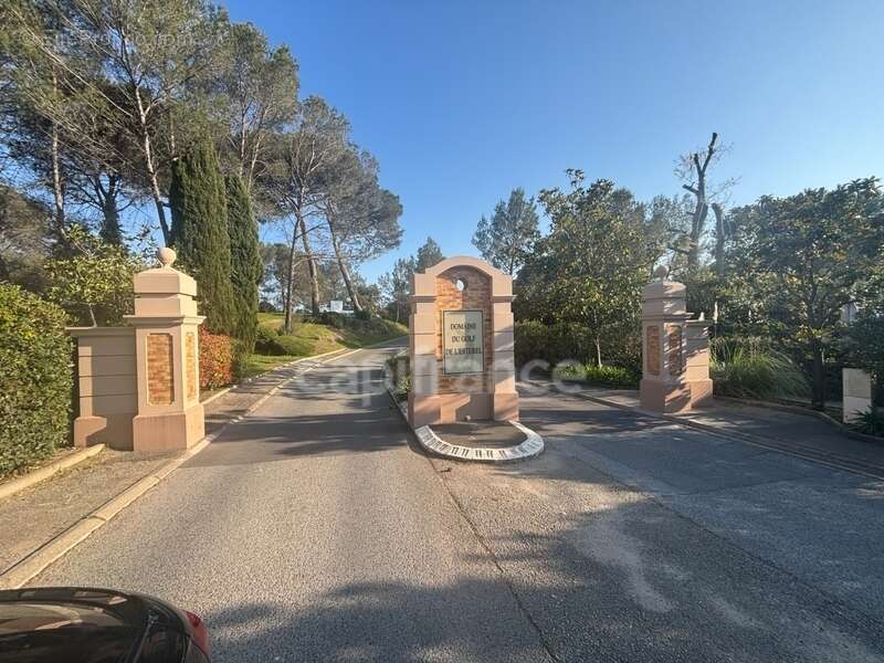 Appartement à vendre 2 pièces SAINT RAPHAEL (83), 2 piscines, golf, gardien, snack, aire de jeux pour enfants !! - photo 3