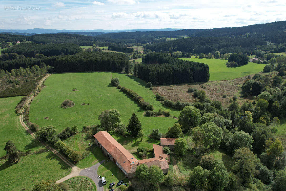 Maison à SAINT-GERMAIN-L&#039;HERM