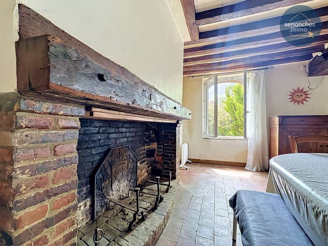 Maison à FAVIERES