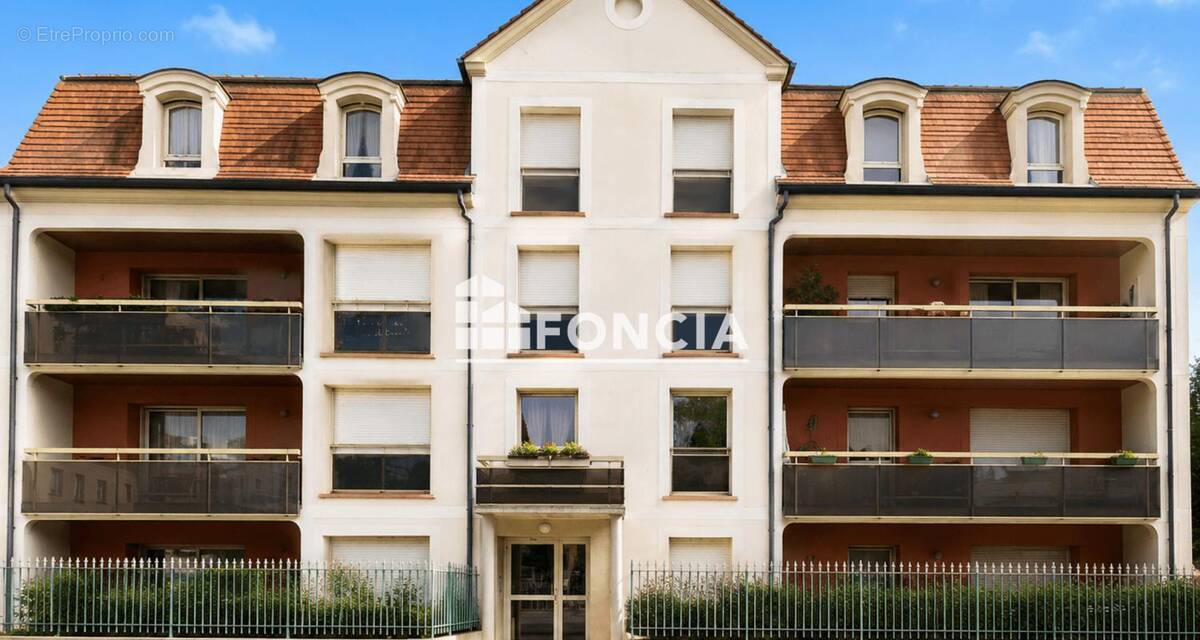 Appartement à CHAMPS-SUR-MARNE