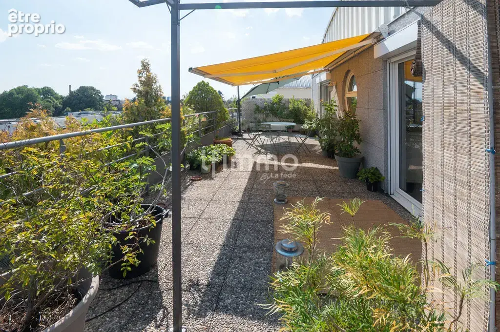 Très bel attique 149 m² env. avec terrasse 63 m², 2 parkings et - photo 22