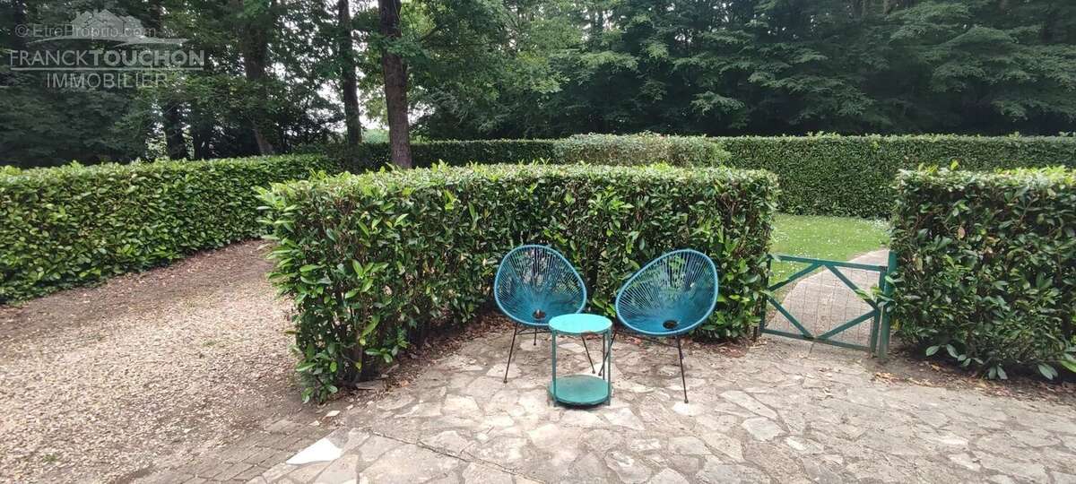 Maison à FERRIERES-EN-GATINAIS