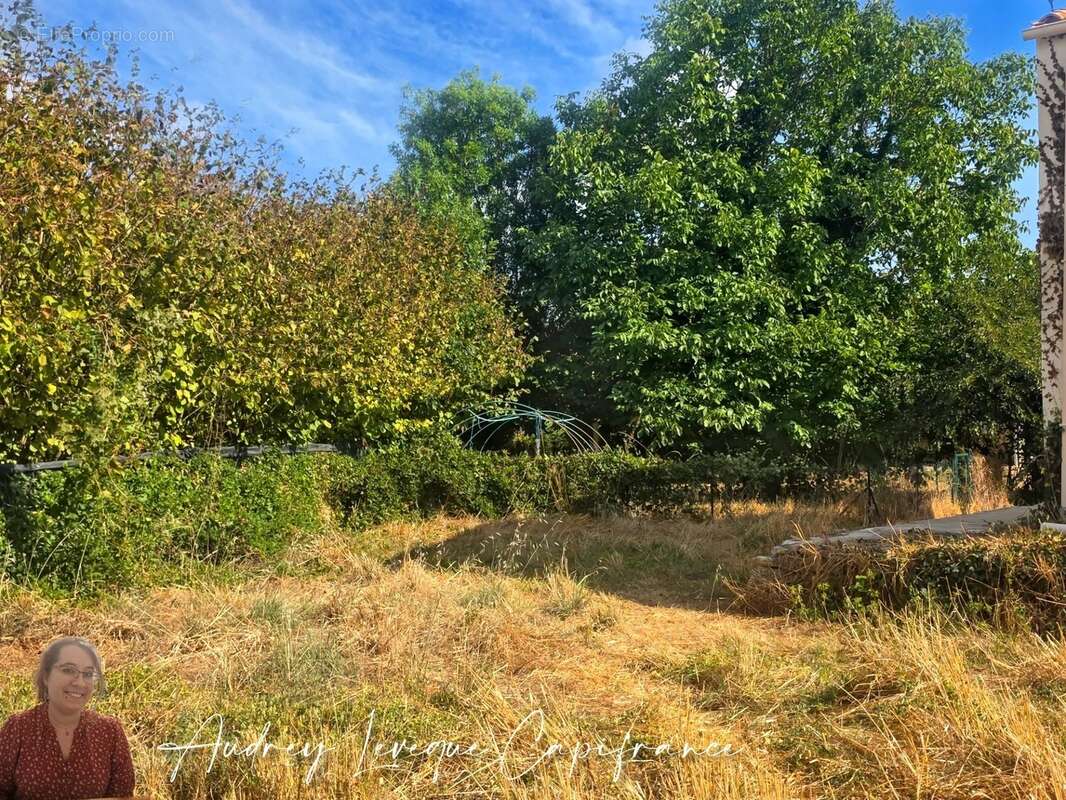 Maison à vendre 7 pièces SAINT PIERRE D'AMILLY (17) - photo 17