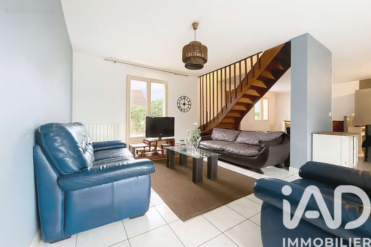 Photo 3 - Maison à LES MUREAUX