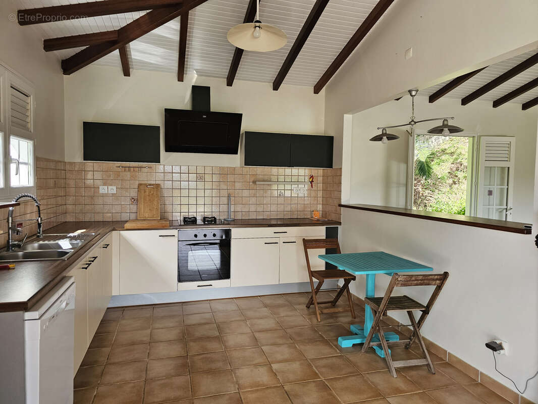 Maison à LES TROIS-ILETS