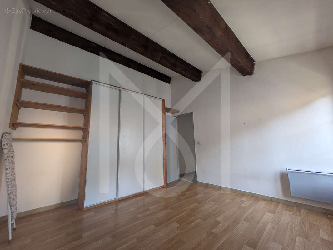 Appartement à MEYRARGUES