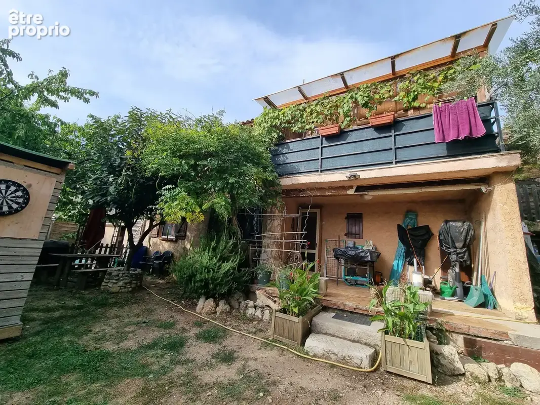 En exclusivité, à Artignosc sur verdon, maison sur 2 niveaux édifiée sur 360m2 de terrain - photo 2