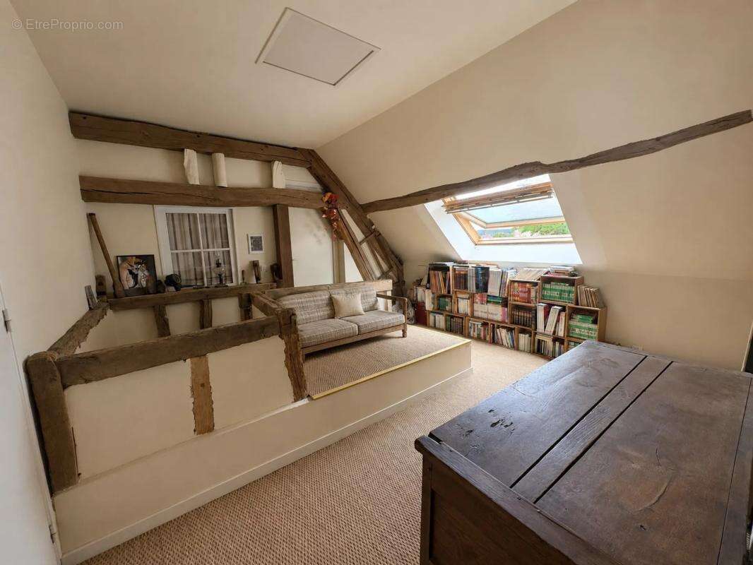 Maison de 7 pièces de 240 m² - photo 20