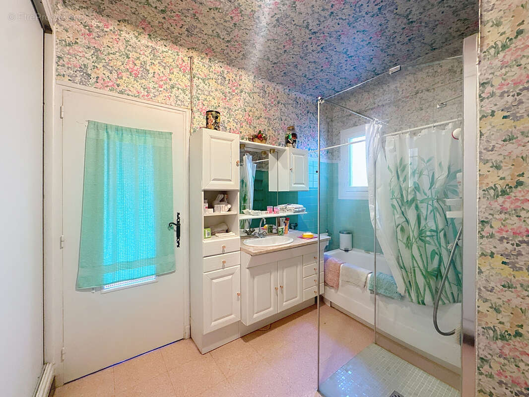 Maison à BOISSET-ET-GAUJAC