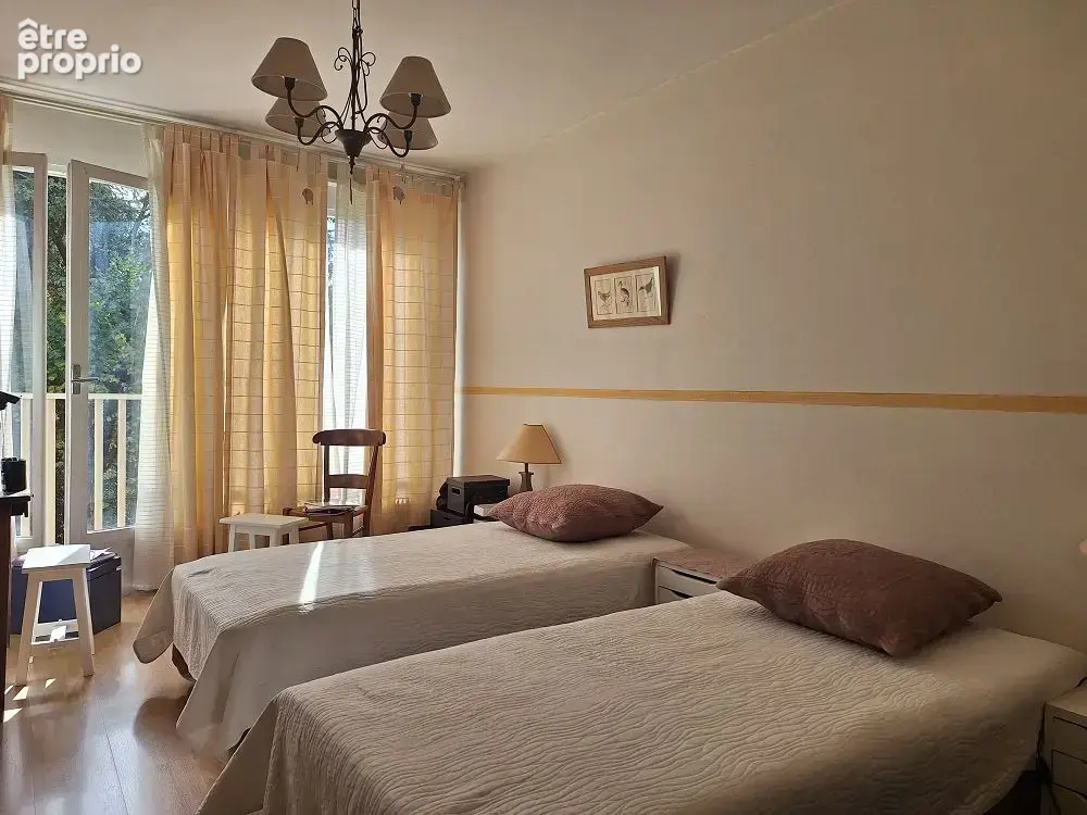 Appartement 4 pièces 95 m² à vendre à Sainte-Foy-Les-Lyon (69110) - photo 4
