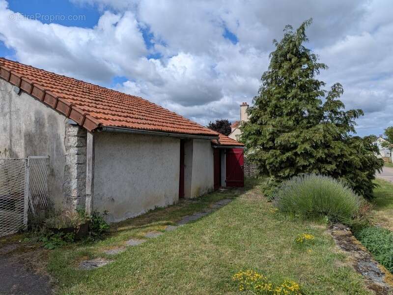 Maison de village de 5 pièces avec dépendances - photo 13