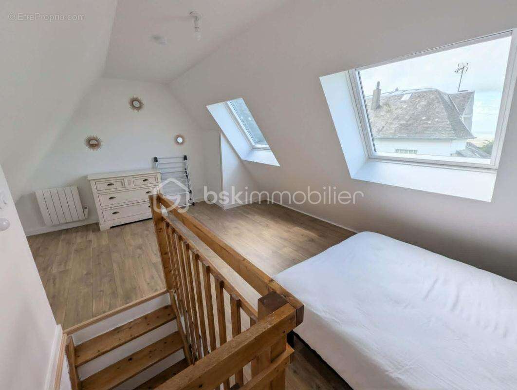 Appartement à SAINT-PAIR-SUR-MER