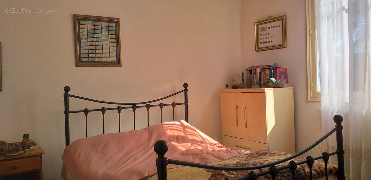 Maison à SAINT-NICOLAS-DE-LA-GRAVE