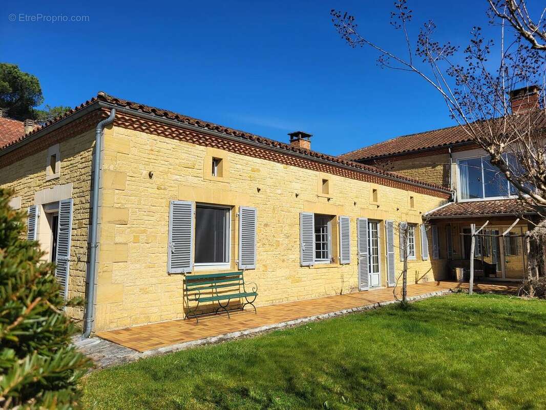 20250228115726 - Maison à PROISSANS