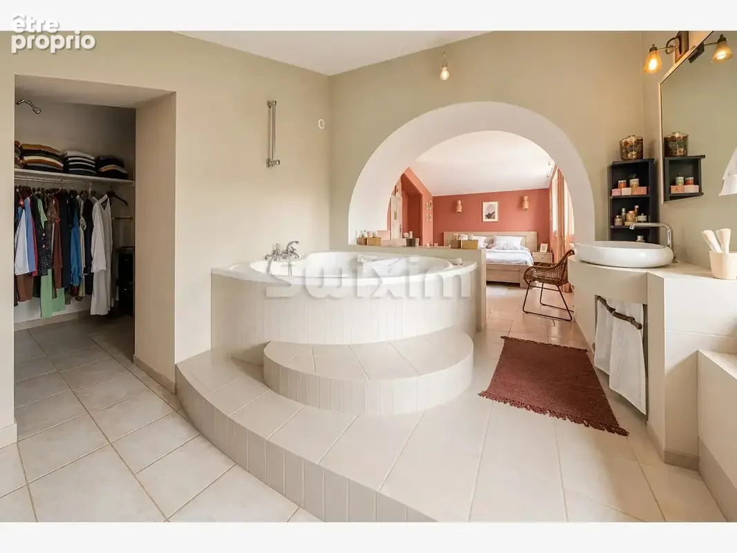 Ancienne ferme 265m² habitables, avec piscine et dépendance - photo 12