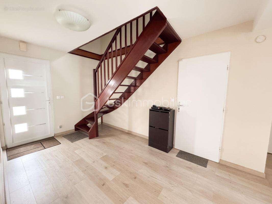 Maison à ROISSY-EN-BRIE