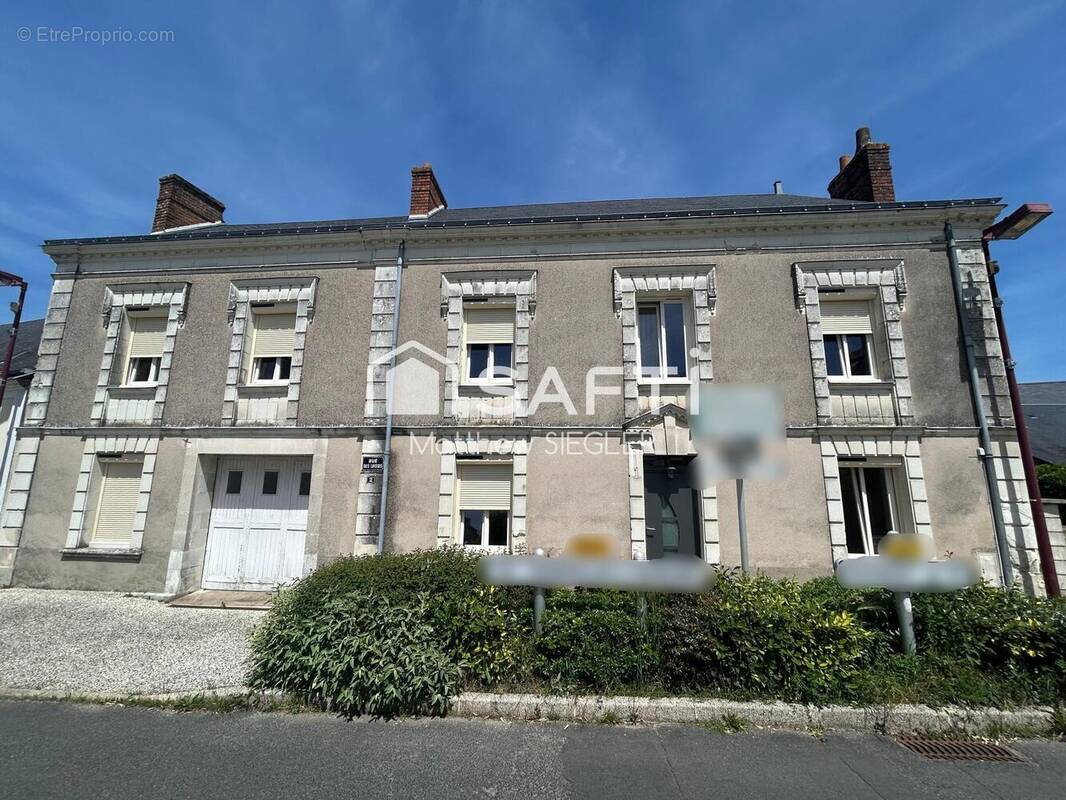 Photo 1 - Maison à AMBILLOU