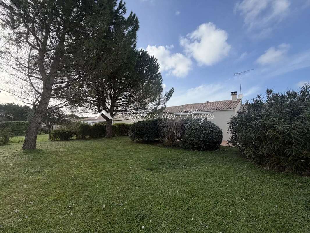 Maison à MESCHERS-SUR-GIRONDE