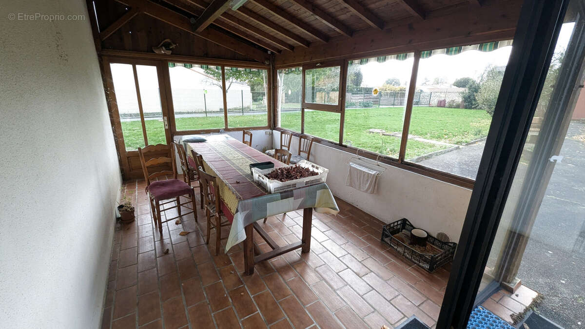 Maison à MAGNE