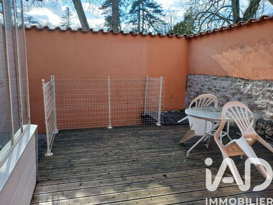 Photo 4 - Appartement à CHAMPFORGEUIL