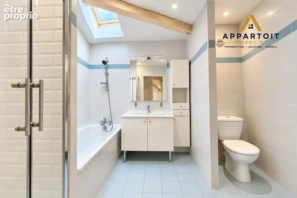 Appartement 3 pièces 67 m² à vendre à Vichy (03200) - photo 2