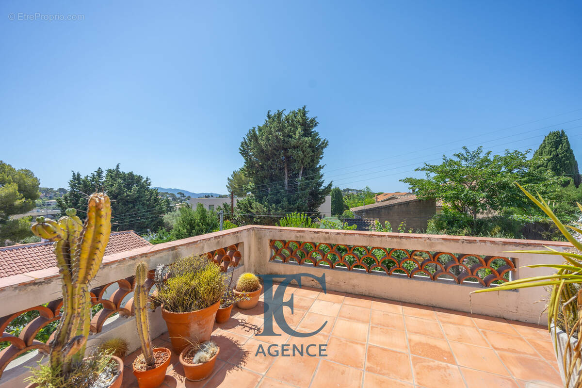 Appartement à SANARY-SUR-MER
