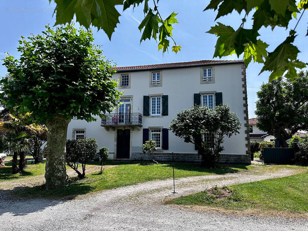 Appartement à SAINT-MARTIN-DE-SEIGNANX