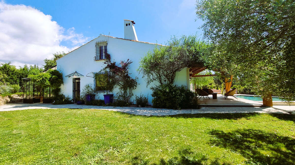 Maison à SAINT-RAPHAEL