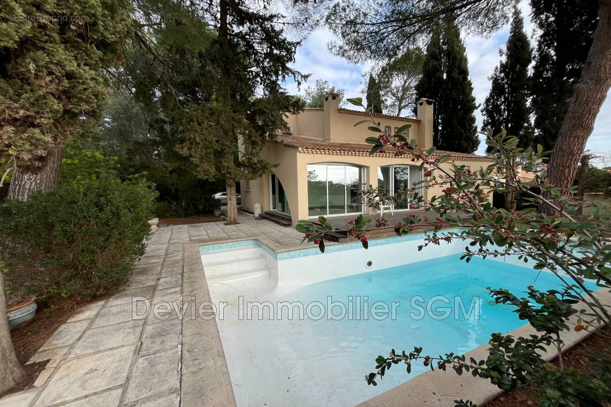 Maison à CASTELNAU-LE-LEZ