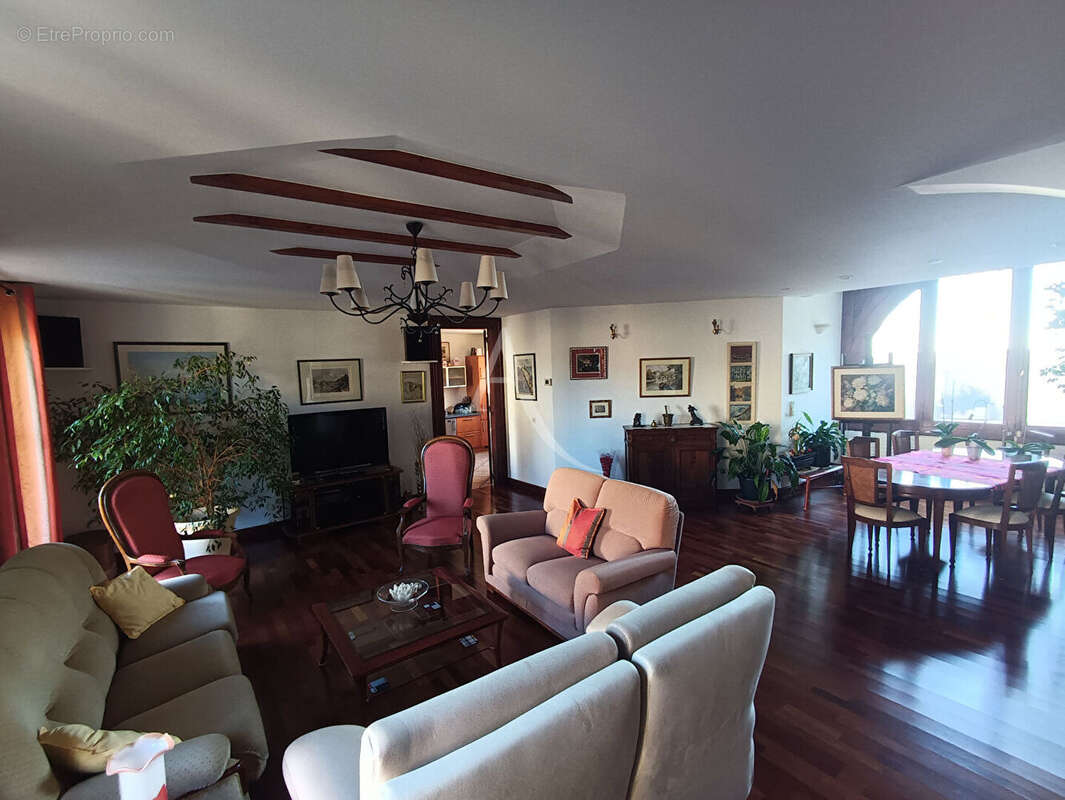 Appartement à FRONTIGNAN