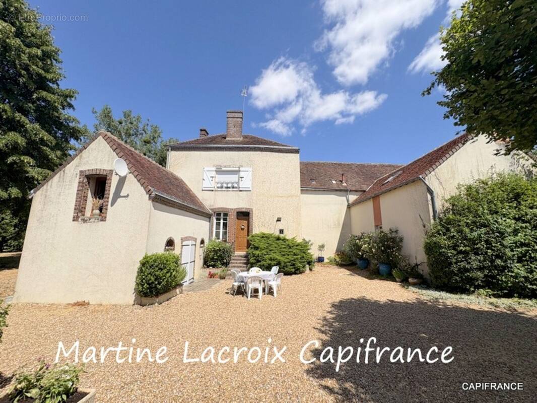 Maison à LA FERTE-BERNARD