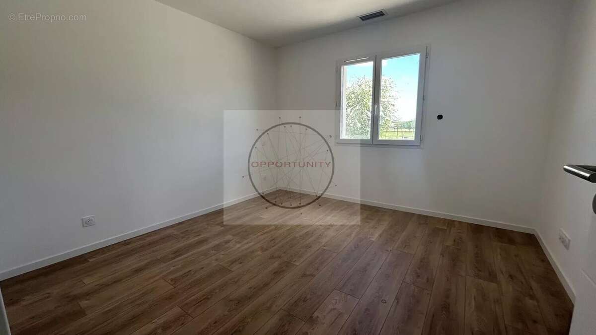 Maison 118 m² à Montauban  - photo 9