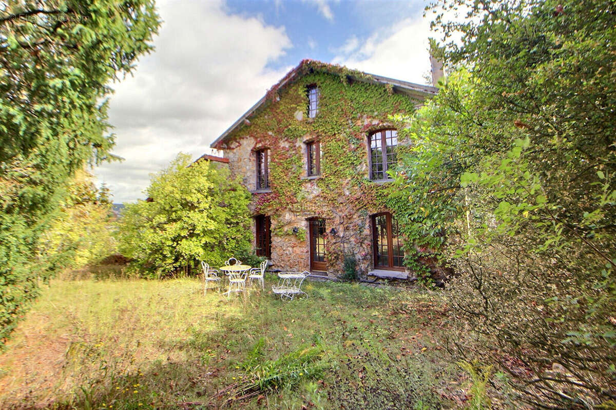 Maison à VERNEUIL-SUR-SEINE